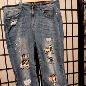 Judy Blue Distressed Blue Jeans with Leopard Patch Detail